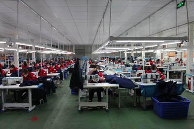 產業聯動促振興 山西鵬飛集團赴太昌鎮富邦鄉村振興‘就業工廠’考察調研