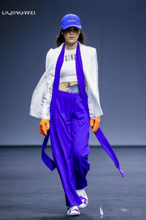 學(xué)霸高質(zhì)量看秀，國貨日用穿搭魅力滿分